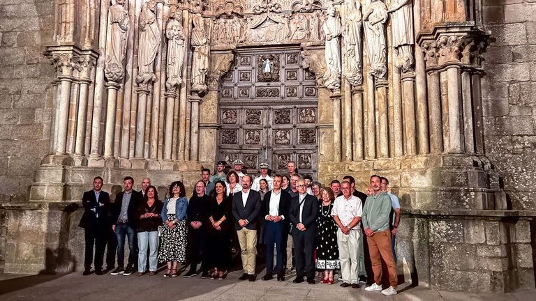 La catedral de Tui estrena su nueva iluminación nocturna