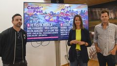 Ivn Mndez y Estaban Girn, de la organizacin, junto a la alcaldesa de Lugo, Lara Mndez, presentando el Caudal Fest