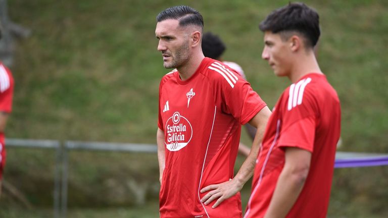 Lucas Pérez no jugará los partidos amistosos con el Racing