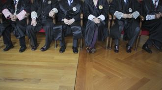 Imagen de archivo de un acto con motivo de nuevos jueces jurando su cargo en Galicia