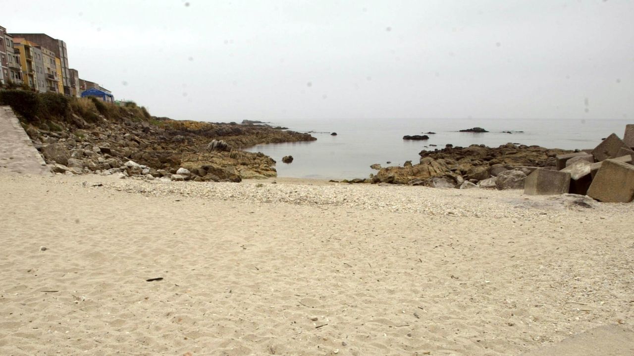 Vertederos.Imagen de archivo de la playa de Carreiro en A Guarda