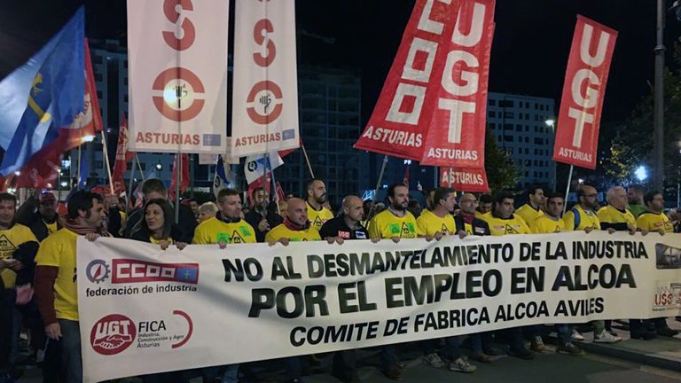 Cabecera de la manifestación en defensa de Alcoa en Avilés