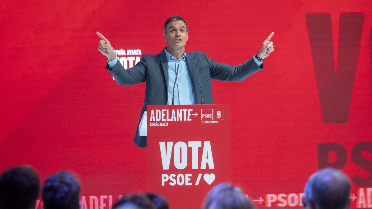 El vicepresidente de Accin Poltica de Vox, Jorge Buxad y el portavoz del Grupo Parlamentario en el Congreso, Ivn Espinosa