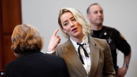 Amber Heard durante el juicio contra su expareja Johnny Deep