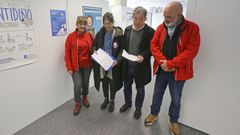 Lucía Solleiro, Anabel Gulías, Fernández Lores y Fran Pérez-Mirás, este viernes, en la Delegación Territorial de la Xunta en Pontevedra