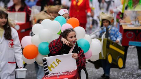 Así se vivió el desfile de entroido de Barbadás