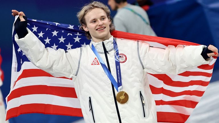 Ilia Malinin realiza un salto prohibido durante 50 años para colgarse el oro en los Juegos de Invierno