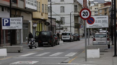 Avenida da Maria, en Foz, limitada a 20 km/hora tras ser reformada en aos pasados