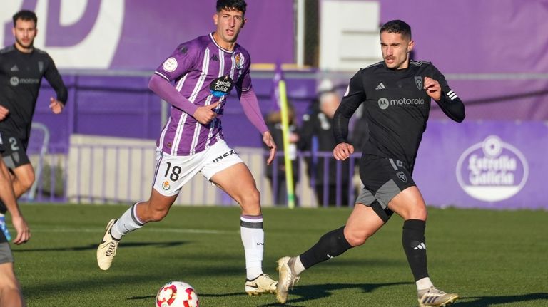 Iker Ivorra, nuevo refuerzo para el Pontevedra el día del adiós de Garay