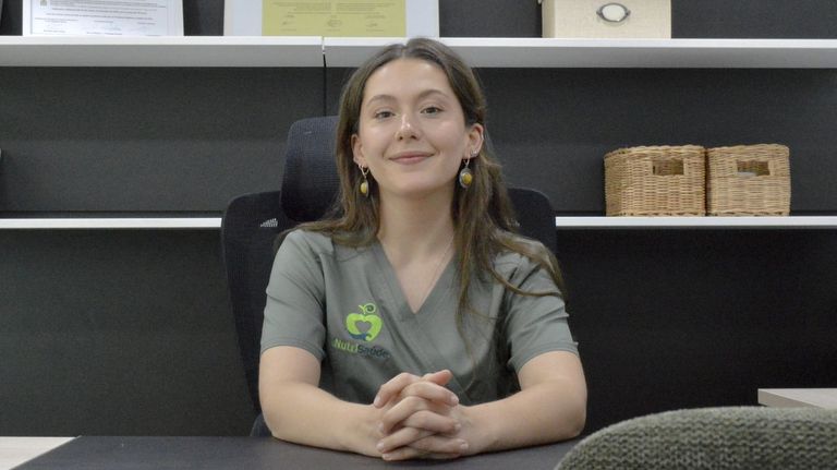 Laura Naveiras, nutricionista: «La pimienta negra, el jengibre y la cúrcuma forman un potente trío antiinflamatorio»