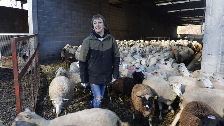 Pilar es veterinaria de formación y heredó el rebaño de su padre hace 12 años