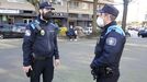Dos agentes de la policía de barrio, un servicio que el Concello de Ferrol acaba de reforzar