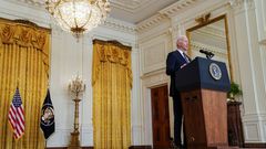 El presidente Joe Biden anuncia las sanciones impuestas a Rusia.