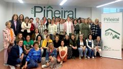 La EFA Pieiral de Arza fue el escenario de un reencuentro de antiguos alumnos por el aniversario de las escuelas familiares agrarias de Galicia para el desarrollo de la formacin reglada, profesional y continua en el rural. La cita cont con la charla de Katu Martnez. i. martn