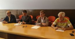 Manuel Recuero, Alejandro Pazos, Luis Castedo y Daniel Pena presentaron la plataforma. 