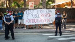 Protesta de los CDR en Gav (Barcelona) contra la participacin de Pedro Snchez en la Fiesta de la Rosa
