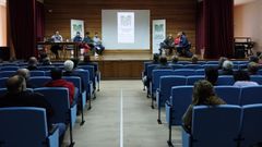 La reunión se celebró a última hora del viernes en el auditorio municipal de Escairón