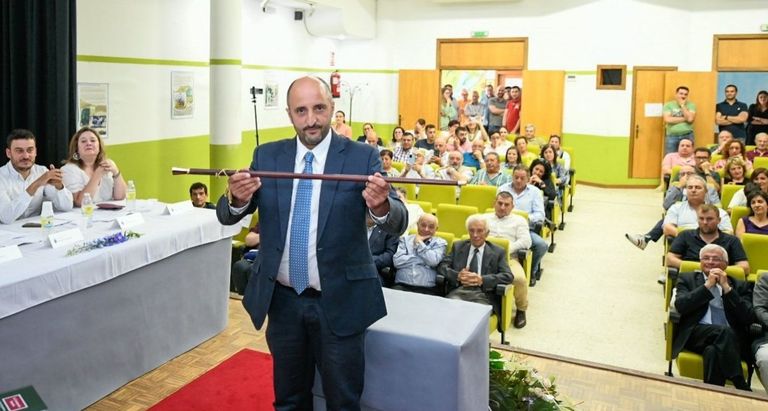 El alcalde de Rodeiro vuelve a su cargo tras superar una depresión