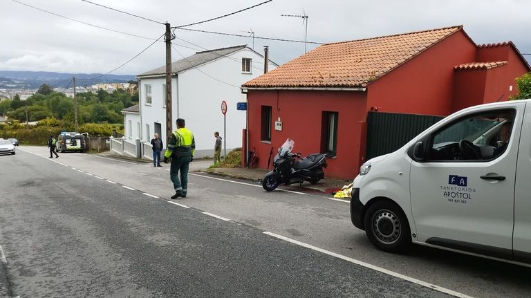 Muere un motorista en Sada al colisionar contra una furgoneta