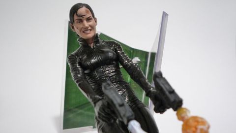 Figura de la colección sobre Matrix de Miguel Díaz