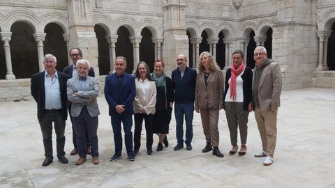 Ponentes y organizadores de las jornadas sobre patrimonio cultural y natural de Ourense en el parador de Santo Estevo