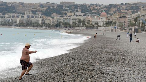 Playa de Promenade des Anglais, en Francia
