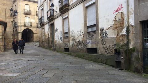 Pintadas encontradas en una calle de Ourense en enero de este ao