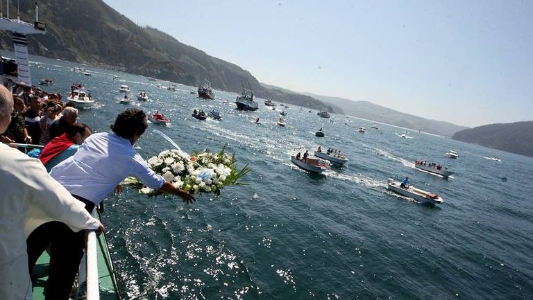 No faltará en las fiestas patronales de Cedeira la tradicional procesión marítima del 16 de agosto.