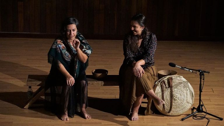 Faia Díaz y Vero Rilo presentan en Muras el espectáculo «Por unha peseta»