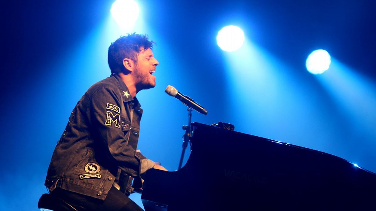 �Eso que t� me das�, lo �ltimo de Jarabe de Palo.El cantante Pablo L�pez, en un concierto que ofreci� en Vigo