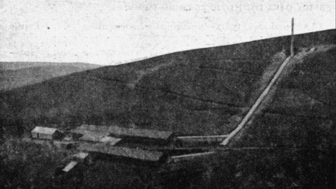 Hornos del exterior de la mina de Azúmara