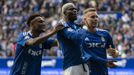 Hassan y Alemao celebran con Sibo el primer gol al Tenerife