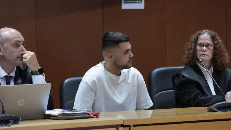 La defensa del autor confeso de la puñalada mortal a Yoel Quispe pide su absolución