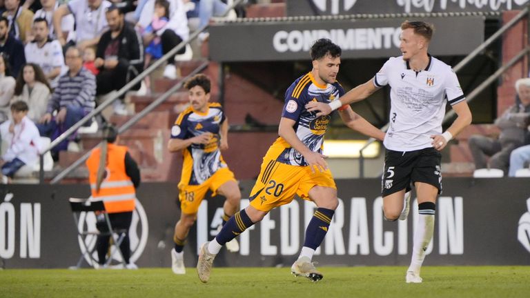 Alto riesgo de sanción en el Racing Club Ferrol, con cinco apercibidos