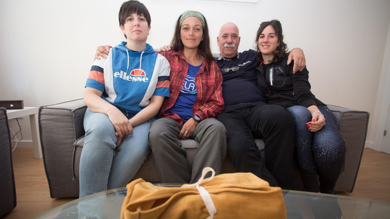 Miguel peregrina en cenizas.Beiras acudi� a la presentaci�n de la candidatura de Marea Cidad� de Noia, que figura como af�n a En Marea en su web