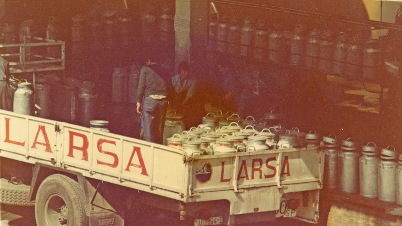 Las fotos de Larsa, la empresa lctea que naci en Chantada