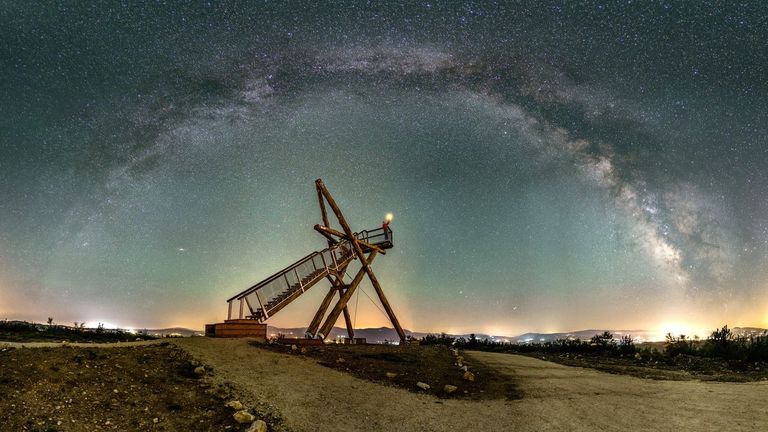 Una de las imgenes del cielo nocturno tomadas por Jos Camilo Lpez en el mirador del Alto do Coto que inspiraron el proyecto