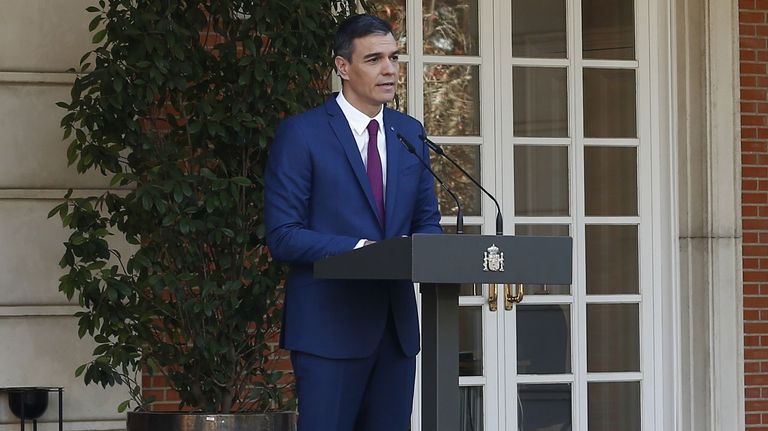 El presidente del Gobierno, Pedro Sánchez, en el palacio de la Moncloa durante una comparecencia