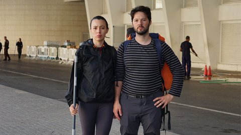 Ana y Dimitri, ayer tras regresar de su jornada de voluntariado en la Ciudad de las Artes y las Ciencias de Valencia.