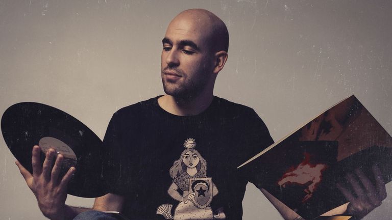 Pontevedra escoita en comunidade o último traballo de Xan Campos