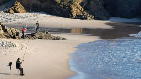 Pescadores en la playa de O Vilar. 