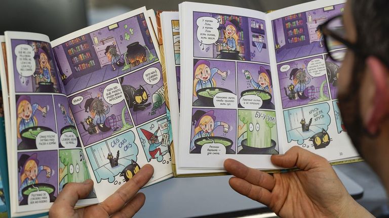 De Vilar de Barrio a las librerías de Rusia: el fenómeno del gato «Miquits»