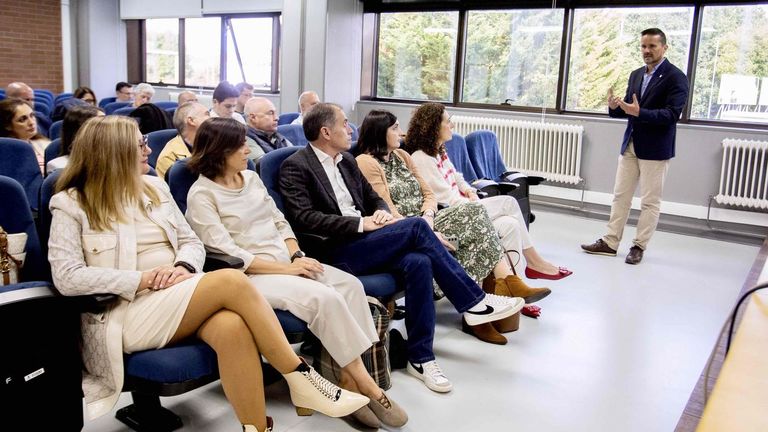 Jacobo Porteiro quiere una Universidade de Vigo más ágil que reconecte con el estudiantado