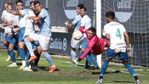 Imagen del partido entre el Celta B y el Crdoba, que vencieron los andaluces 1-2