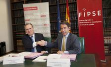 El presidente de la Barri y el responsable de la Fundacin FIPSE firmaron ayer el convenio en Madrid.