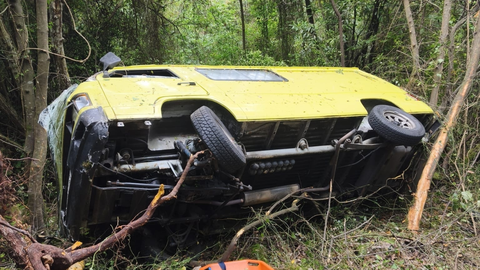 Im�genes del accidente de tr�fico en Ribadesella.