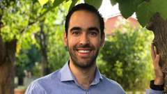 Miguel �ngel L�pez Z��iga sufri� una meningitis en sus primeras hroas de vida y, a sus 31 a�os, sigue superando las secuelas.