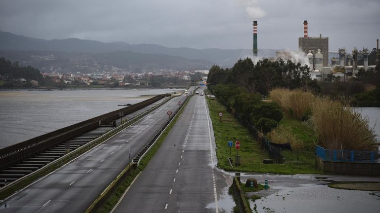 Abierta al tráfico de nuevo la autovía entre Pontevedra y Marín