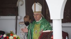 El arzobispo Julin Barrio 