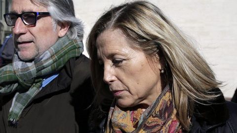 LOS ACUSADOS | Joana Ortega, ex vicepresidenta | Se enfrenta a los mismos cargos que el expresidente de la Generalitat, pero la Fiscala pide menos pena: nueve aos de inhabilitacin para cargo pblico.